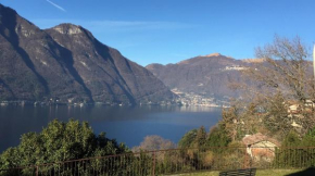 Lovely Stonehouse with Panorama lake view Nesso